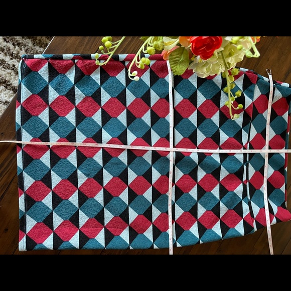 LuLaRoe Size Small Pencil Skirt - Picture 2 of 2